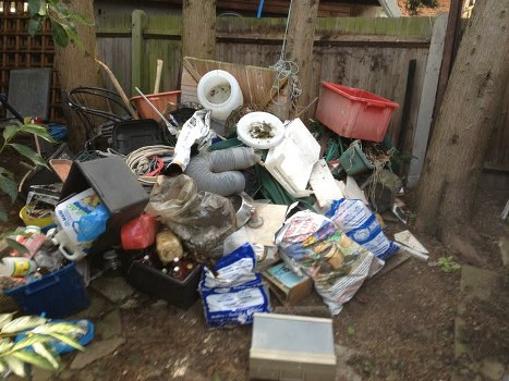 Eco-friendly disposal methods for garage items